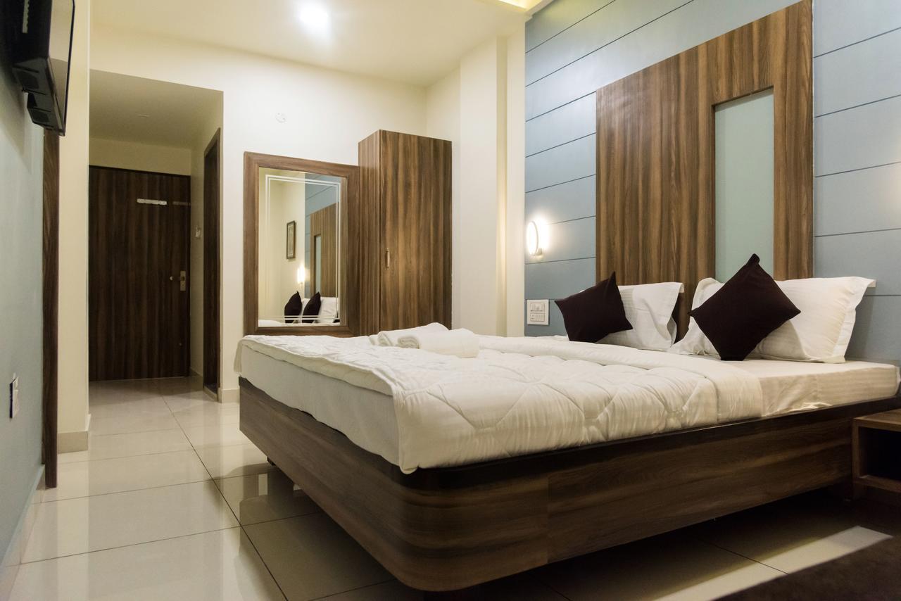 Hotel Shyam Palace Bhuj Εξωτερικό φωτογραφία
