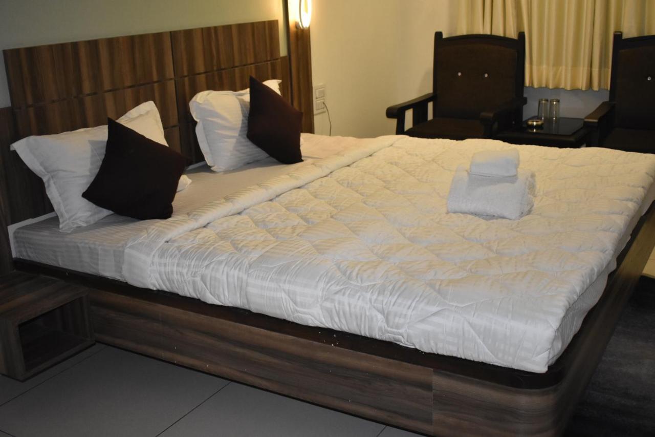 Hotel Shyam Palace Bhuj Εξωτερικό φωτογραφία