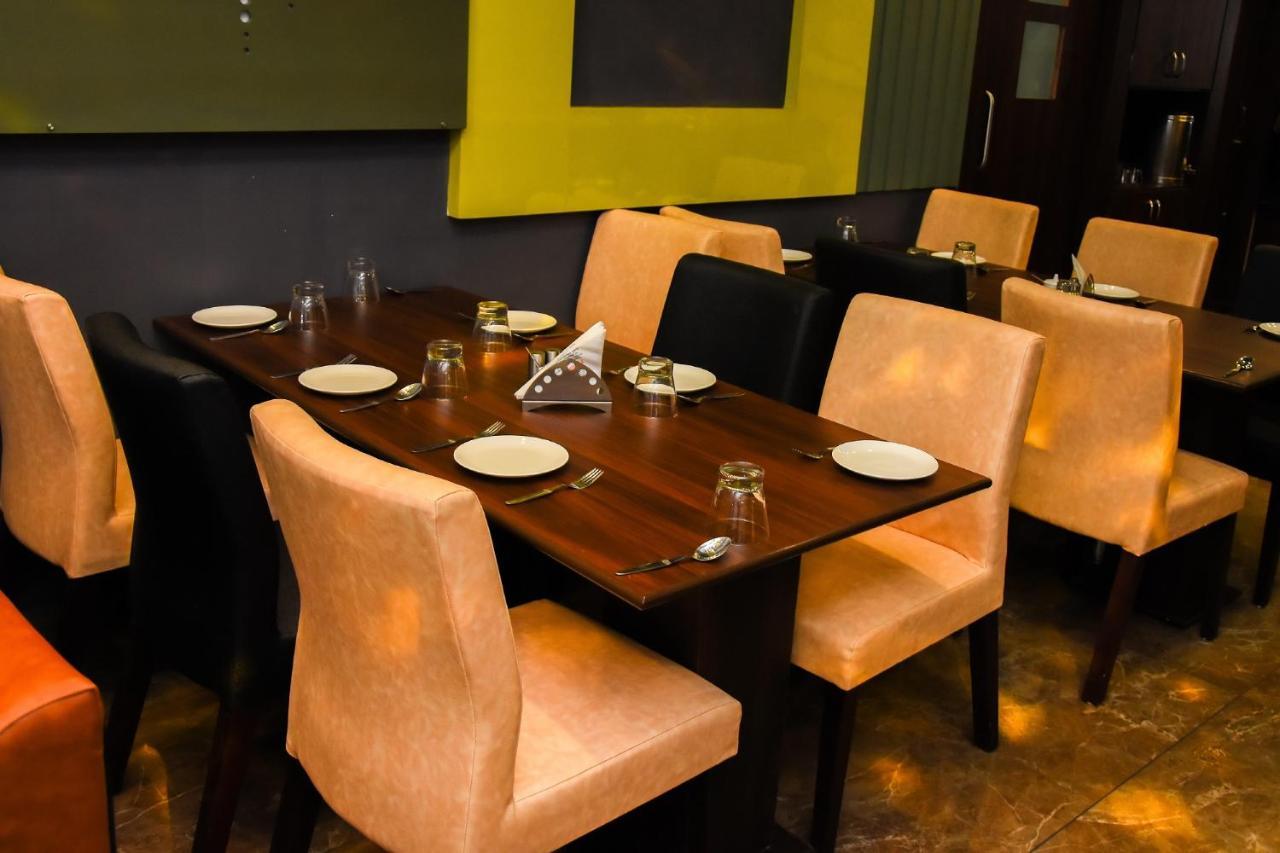 Hotel Shyam Palace Bhuj Εξωτερικό φωτογραφία