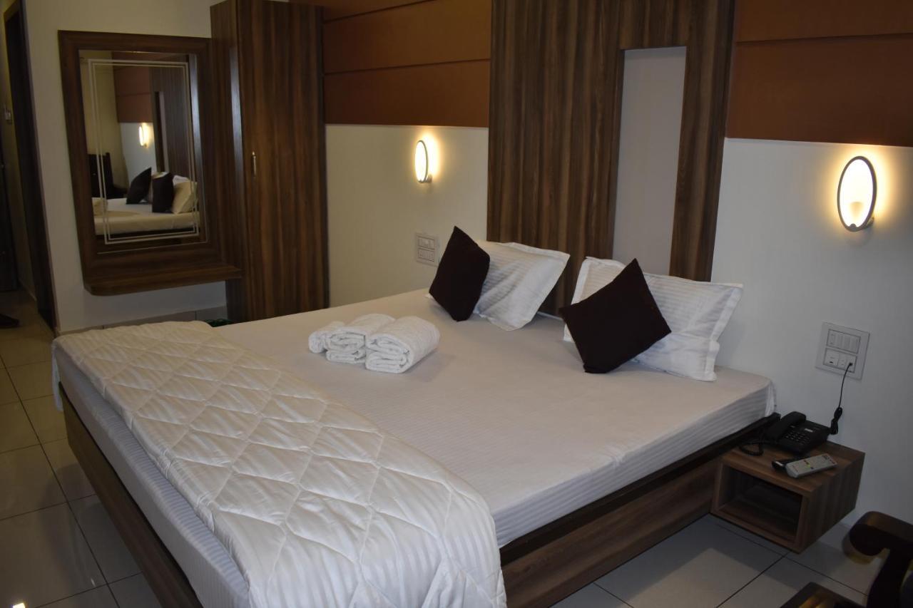 Hotel Shyam Palace Bhuj Εξωτερικό φωτογραφία